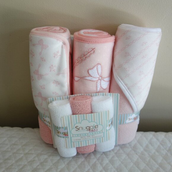 NWT SNUGGLE TOTS Bath Time Set - Pink & White - Picture 1 of 3